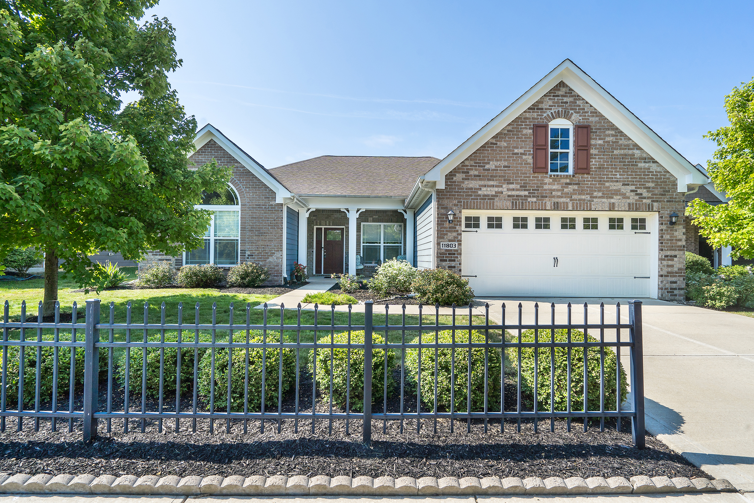 11803 Avedon Drive Zionsville IN 46077