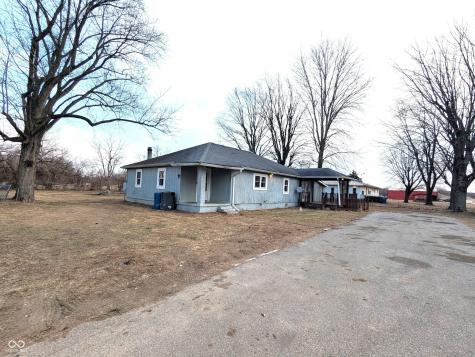 8249 Lake Road Indianapolis IN 46217