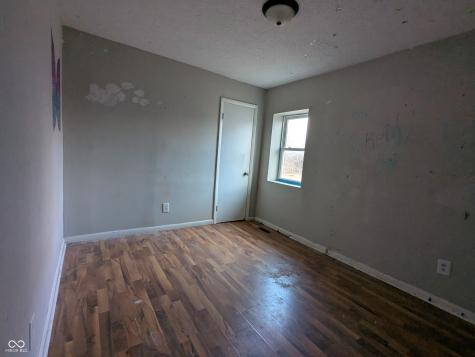 8249 Lake Road Indianapolis IN 46217