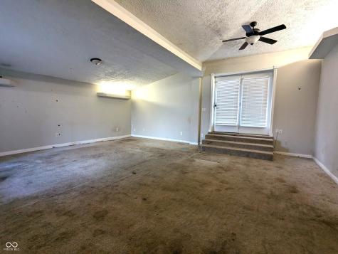 8249 Lake Road Indianapolis IN 46217
