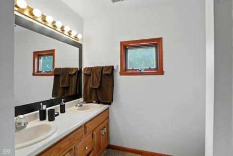 1224 S Hunter Road Indianapolis IN 46239