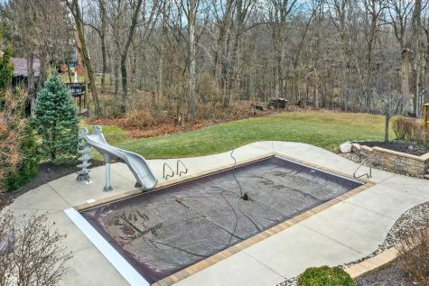 105 S Maxwell Court Zionsville IN 46077