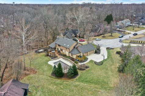 105 S Maxwell Court Zionsville IN 46077