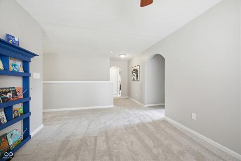 6103 Golden Eagle Drive Zionsville IN 46077