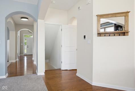 6103 Golden Eagle Drive Zionsville IN 46077