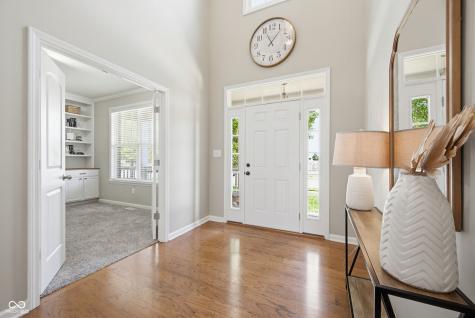 6103 Golden Eagle Drive Zionsville IN 46077