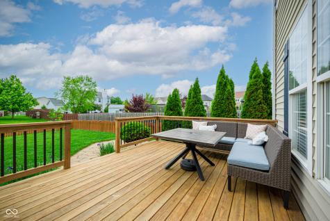 6103 Golden Eagle Drive Zionsville IN 46077