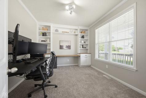 6103 Golden Eagle Drive Zionsville IN 46077
