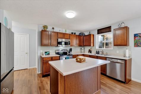 10614 Pokagon Way Indianapolis IN 46239