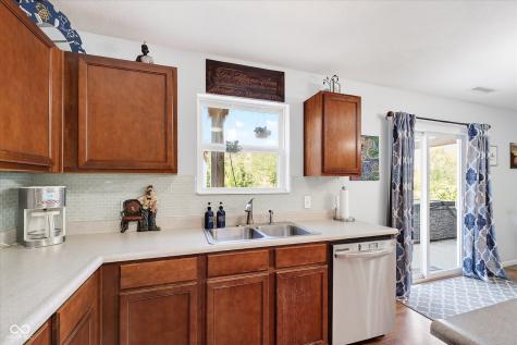 10614 Pokagon Way Indianapolis IN 46239