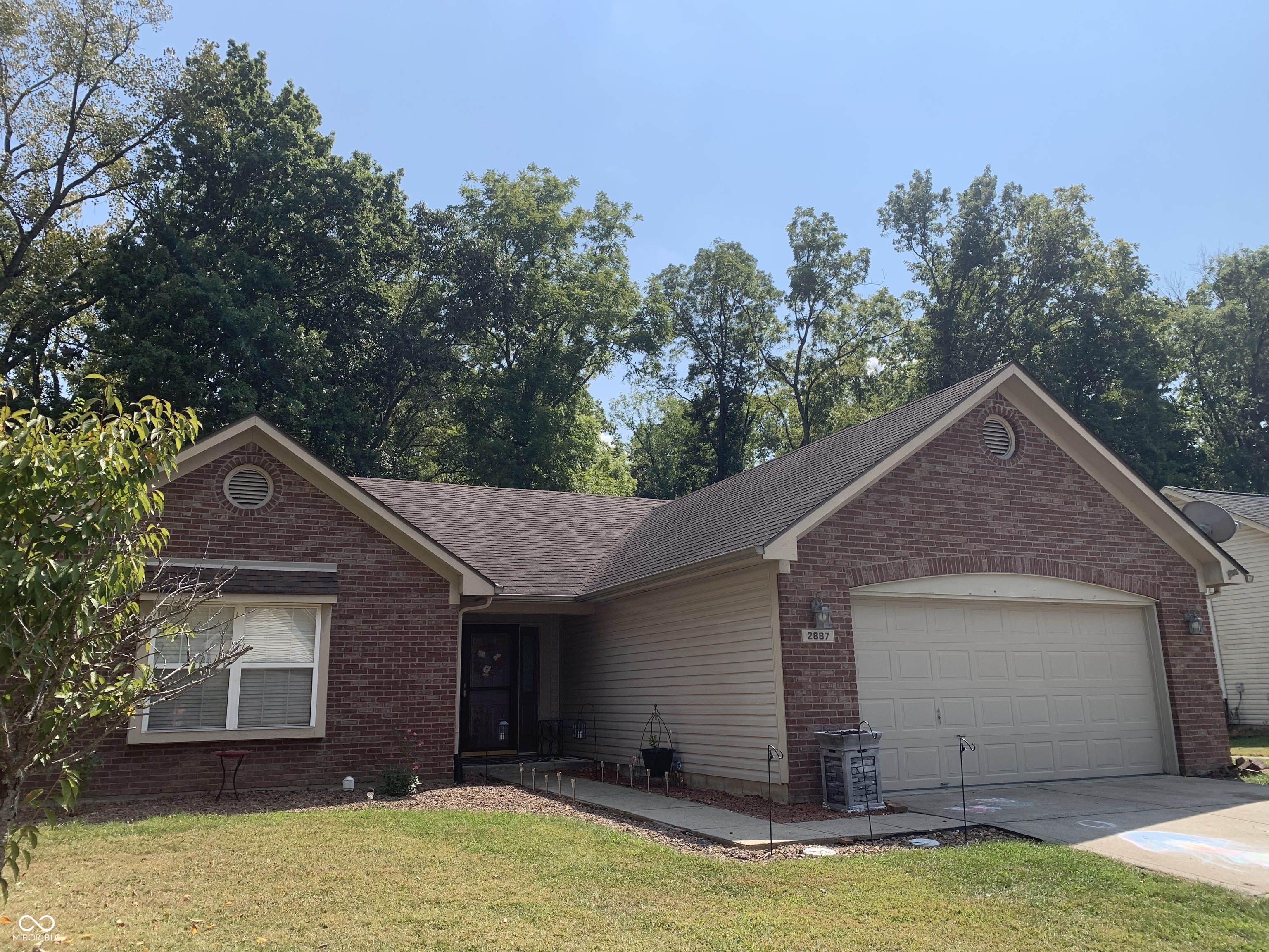 2887 Prairie Stream Way Columbus IN 47203