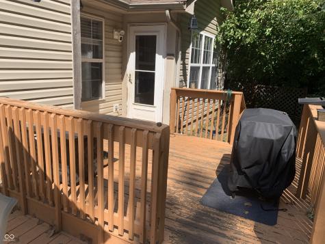 2887 Prairie Stream Way Columbus IN 47203