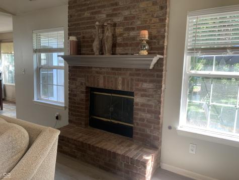 2887 Prairie Stream Way Columbus IN 47203