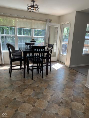 2887 Prairie Stream Way Columbus IN 47203