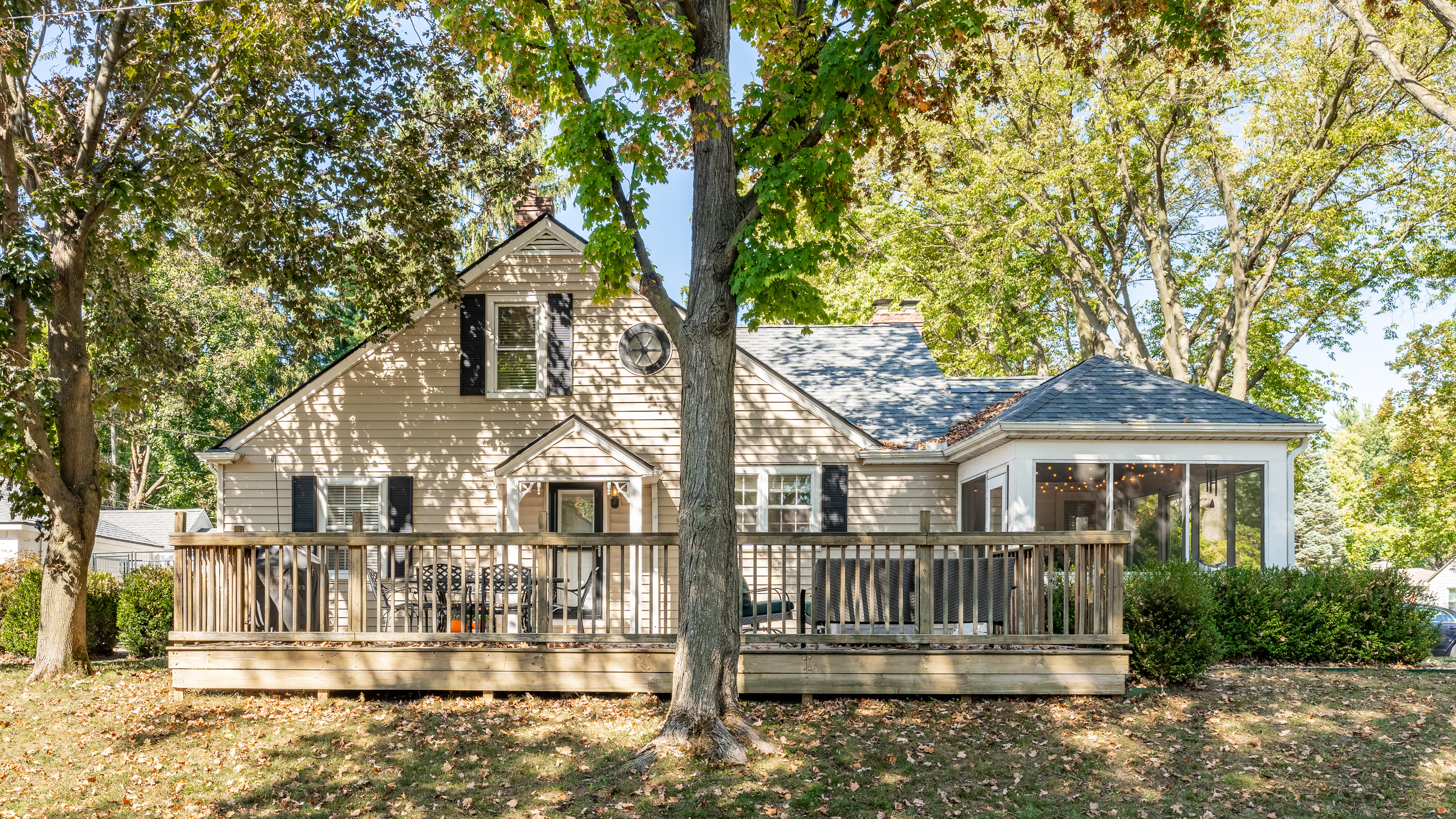 6002 Crestview Avenue Indianapolis IN 46220