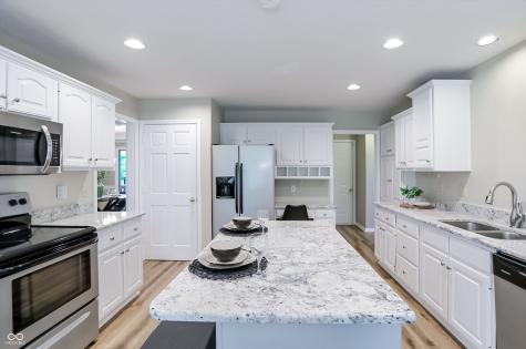 7818 Ashtree Drive Indianapolis IN 46259