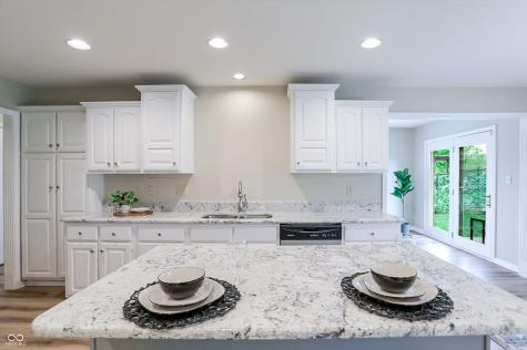 7818 Ashtree Drive Indianapolis IN 46259