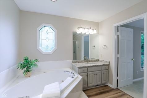 7818 Ashtree Drive Indianapolis IN 46259