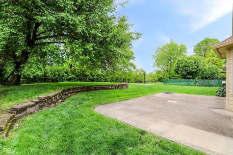 7818 Ashtree Drive Indianapolis IN 46259