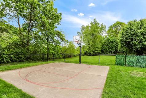 7818 Ashtree Drive Indianapolis IN 46259