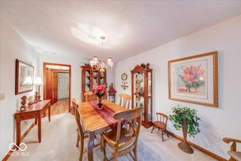 2371 Willow Lakes E Boulevard Greenwood IN 46143