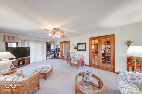 2371 Willow Lakes E Boulevard Greenwood IN 46143