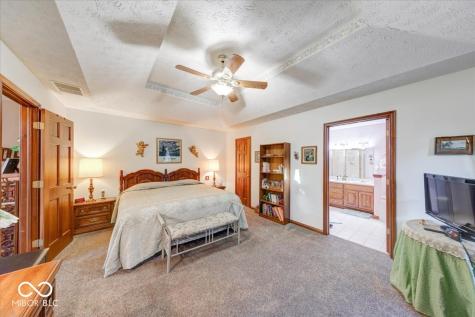 2371 Willow Lakes E Boulevard Greenwood IN 46143