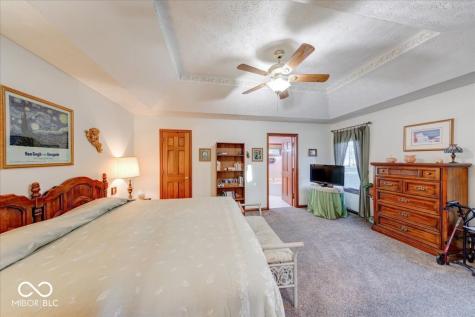 2371 Willow Lakes E Boulevard Greenwood IN 46143