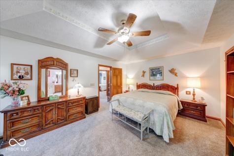 2371 Willow Lakes E Boulevard Greenwood IN 46143