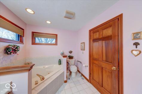 2371 Willow Lakes E Boulevard Greenwood IN 46143