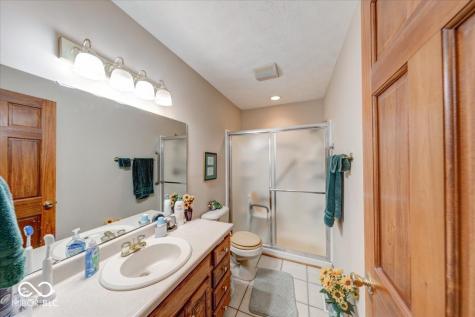 2371 Willow Lakes E Boulevard Greenwood IN 46143