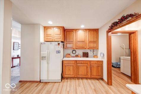 2371 Willow Lakes E Boulevard Greenwood IN 46143