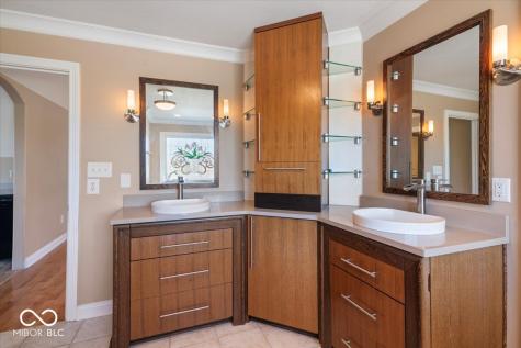 5310 Gray Eagle Court Carmel IN 46033