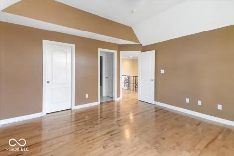 5310 Gray Eagle Court Carmel IN 46033