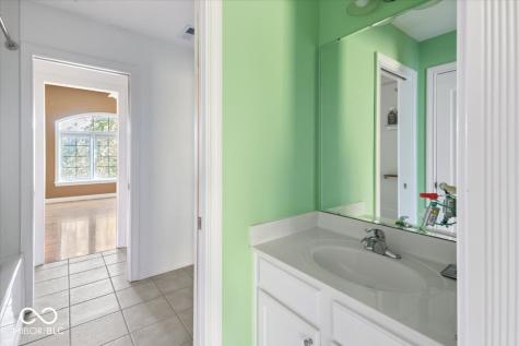 5310 Gray Eagle Court Carmel IN 46033