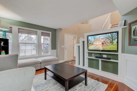 861 Pioneer Woods Drive Indianapolis IN 46224