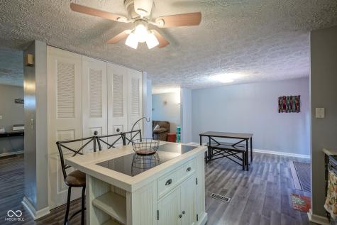 9319 Drawbridge Court Indianapolis IN 46250