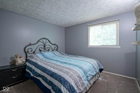 9319 Drawbridge Court Indianapolis IN 46250