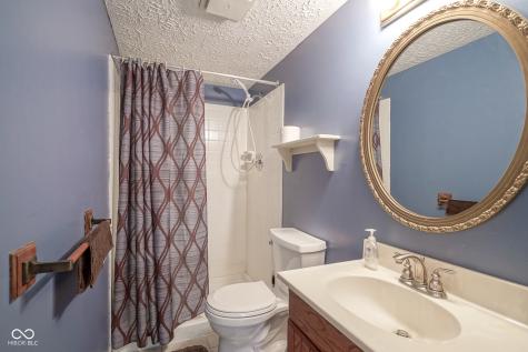 9319 Drawbridge Court Indianapolis IN 46250