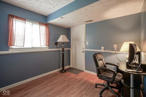 9319 Drawbridge Court Indianapolis IN 46250