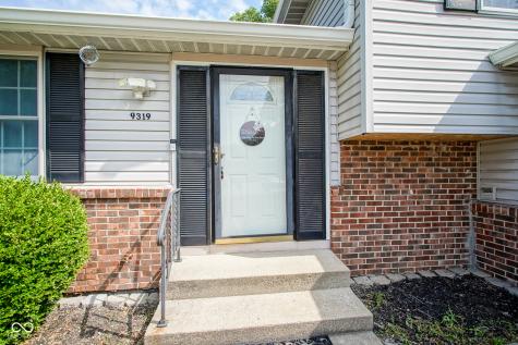 9319 Drawbridge Court Indianapolis IN 46250