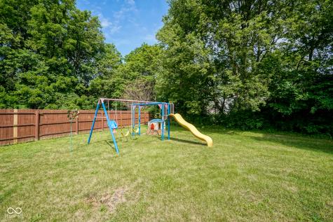 9319 Drawbridge Court Indianapolis IN 46250