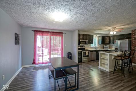 9319 Drawbridge Court Indianapolis IN 46250