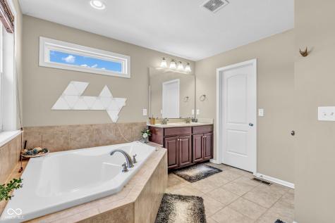 7211 Bellini Lane Indianapolis IN 46259