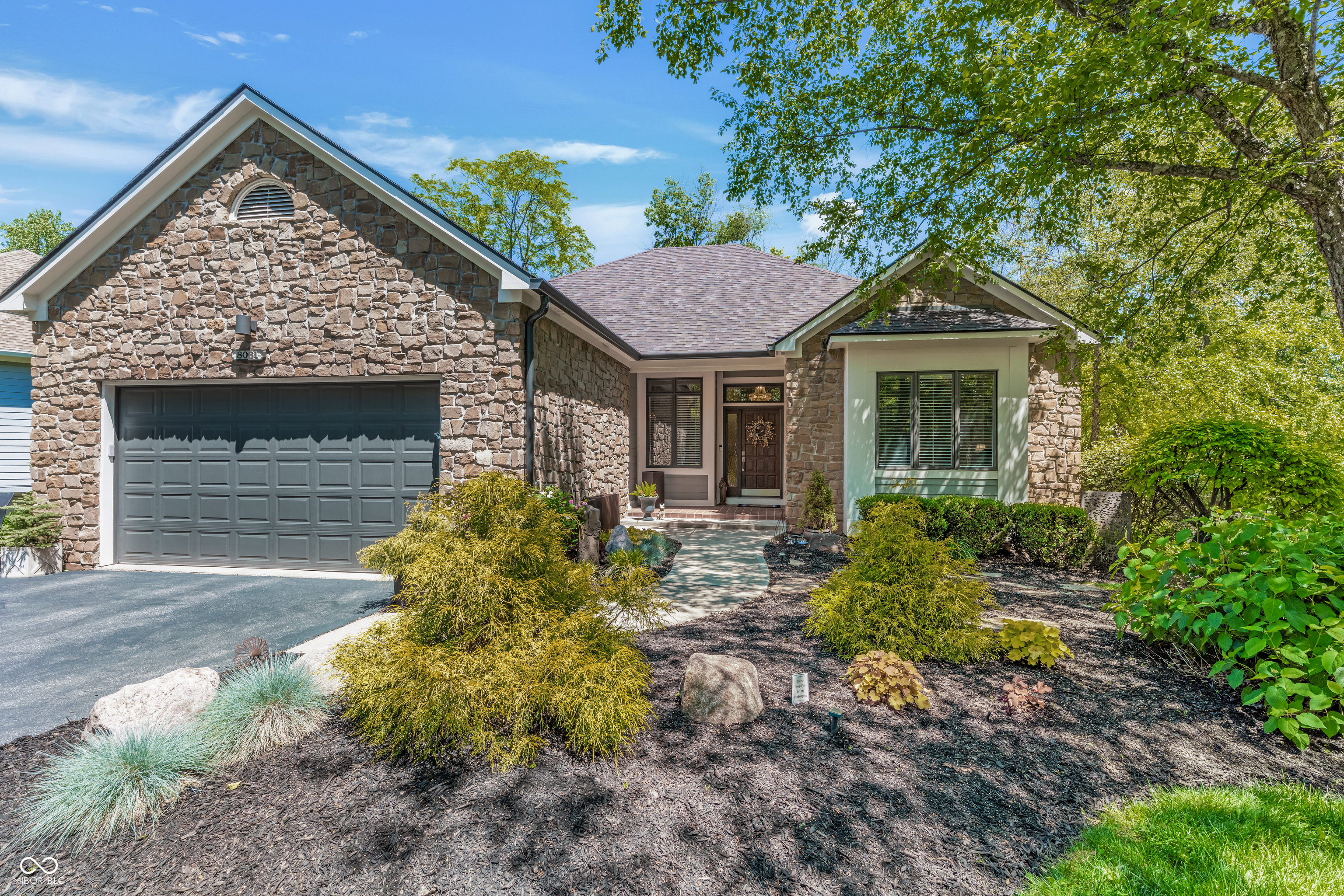 8061 Middle Bay Lane Indianapolis IN 46236