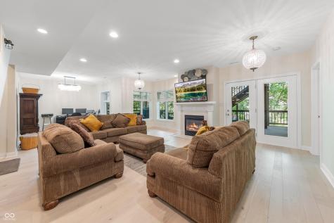 8061 Middle Bay Lane Indianapolis IN 46236