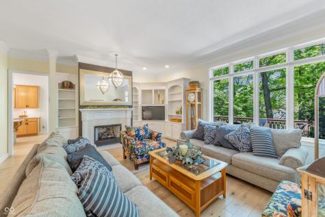 8061 Middle Bay Lane Indianapolis IN 46236