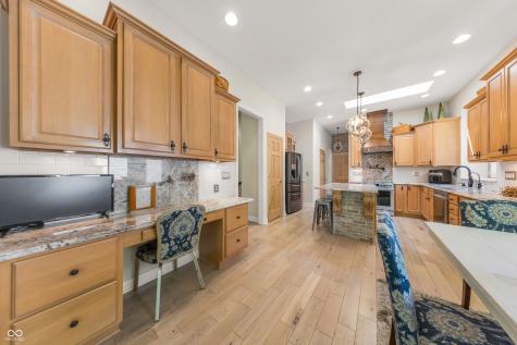 8061 Middle Bay Lane Indianapolis IN 46236
