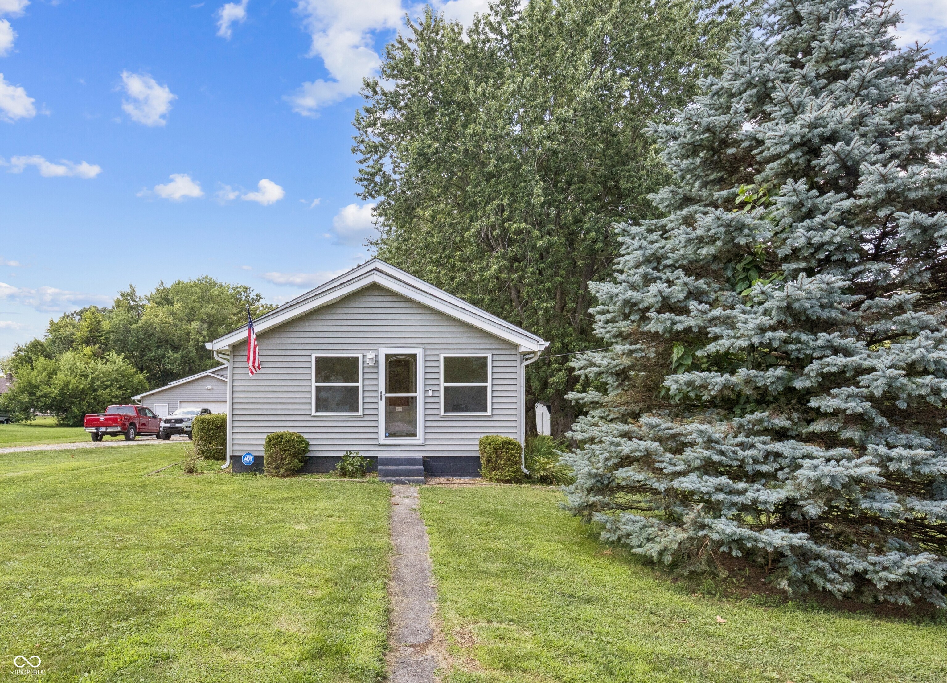 3608 E Sumner Avenue Indianapolis IN 46237