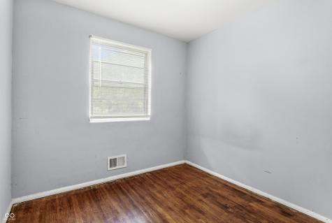 4315 N Whittier Place Indianapolis IN 46226